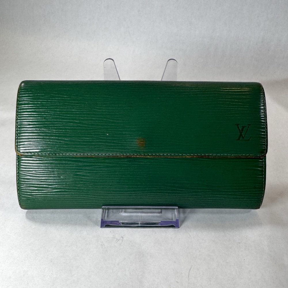 Louis Vuitton Epi Leather Sarah Long Wallet – Green (Vintage) – Made in Spain
